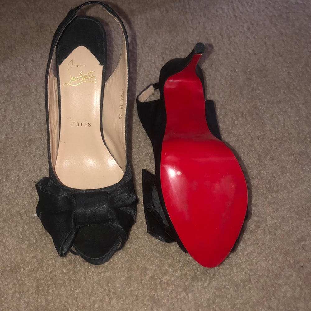AUTHENTIC. CHRISTIAN LOUBOUTION HEELS
